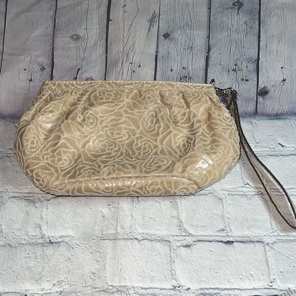 Genna De Rossi Wristlet Clutch - Picture 2 of 6